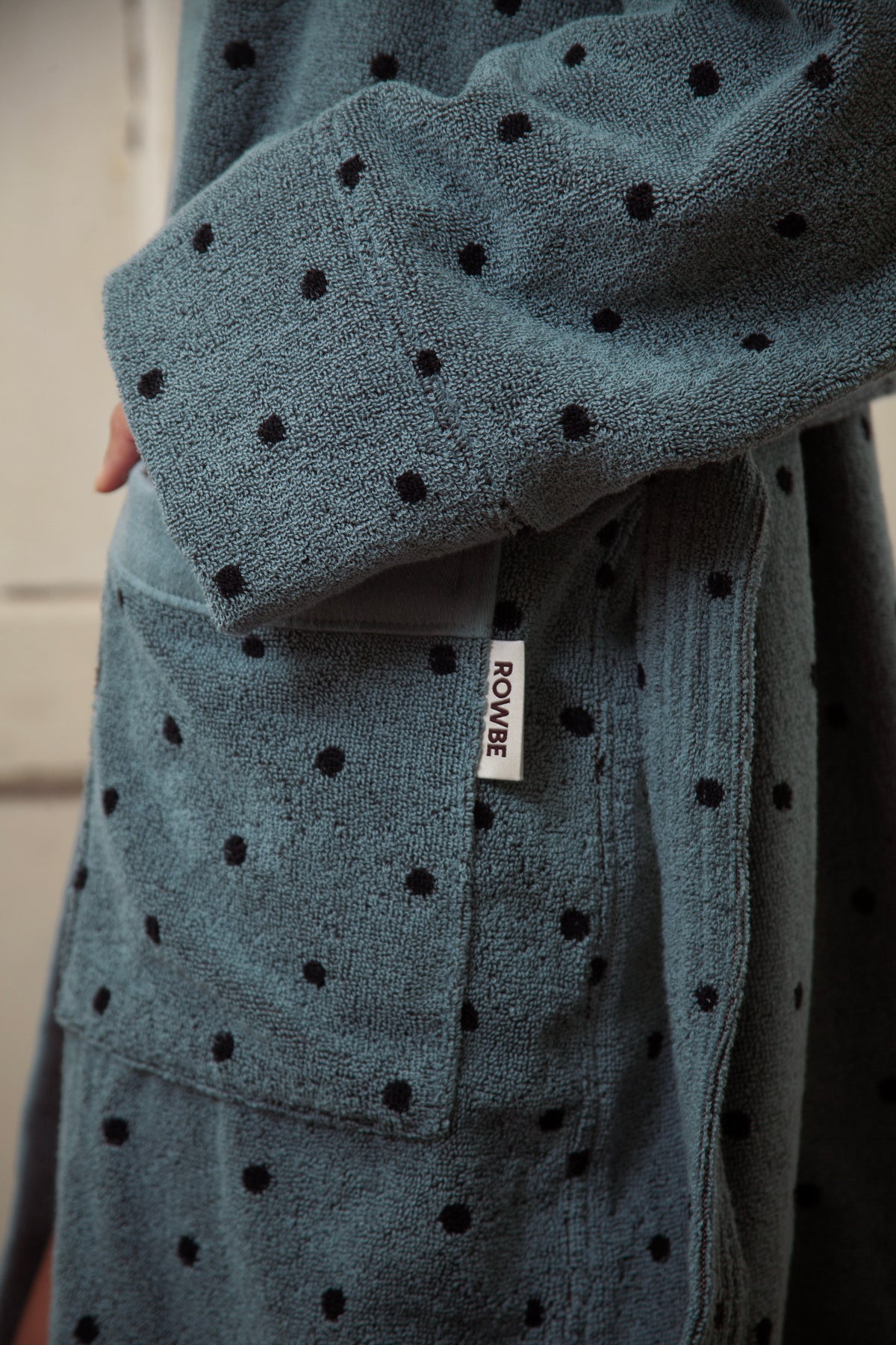 Blue / Charcoal / Dots